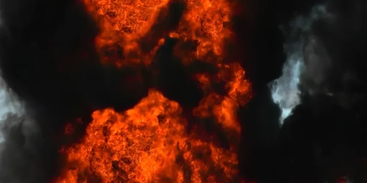 Ιράκ: Μεγάλη πυρκαγιά σε εμπορικό κέντρο της πόλης Κουτ - Δεκάδες νεκροί και τραυματίες