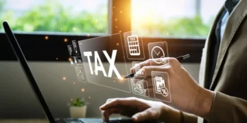 Ηλεκτρονική τιμολόγηση: Φορολογικά κίνητρα για τις επιχειρήσεις – Τι προβλέπουν οι νέες διατάξεις