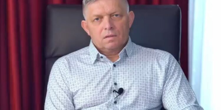 Ρόμπερτ Φίτσο: "Η Σλοβακία είναι πλέον έτοιμη να εγκρίνει τη 18η δέσμη κυρώσεων της Ευρωπαϊκής Ένωσης σε βάρος της Ρωσίας"