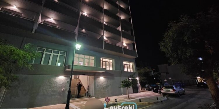 Λουτράκι: Τραγικός θάνατος 83χρονης που έπεσε από τον πέμπτο όροφο ξενοδοχείου