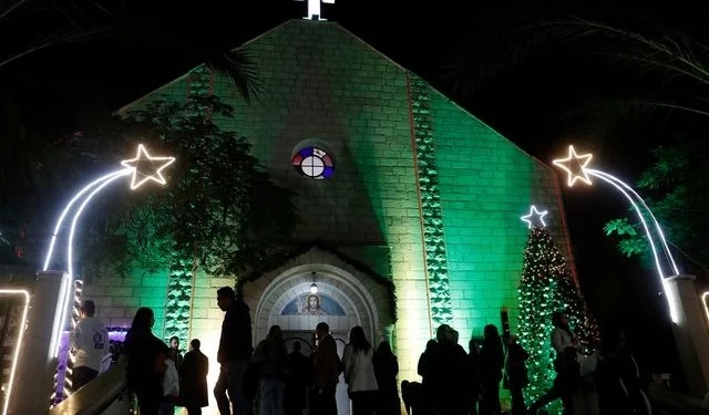 Το ΥΠΕΞ με ανάρτησή του καταδικάζει τον ισραηλινό βομβαρδισμό καθολικής εκκλησίας στη Γάζα