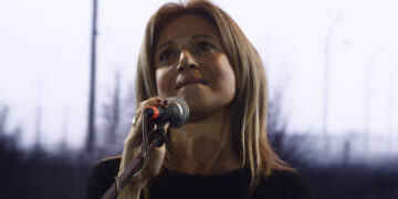 Μαρία Καρυστιανού από εκδήλωση στη Λευκάδα: "Οι ένοχοι υπουργοί βαφτίζονται αθώοι σε θεατρινίστικες Προανακριτικές"