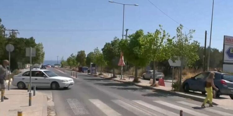 Μοτοσυκλέτα στην Πέτρου Ράλλη παρέσυρε και σκότωσε 73χρονο