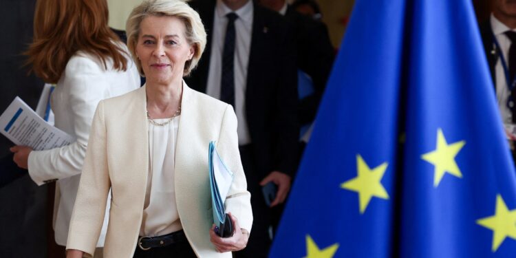 Η Κομισιόν έδωσε προθεσμία δύο μηνών στην Ελλάδα για να εφαρμόσει την οδηγία για τους μειωμένους συντελεστές ΦΠΑ