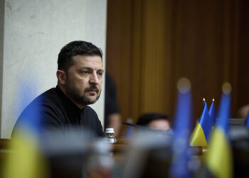 Ο Ζελένσκι δηλώνει έτοιμος για συνάντηση με τον Πούτιν