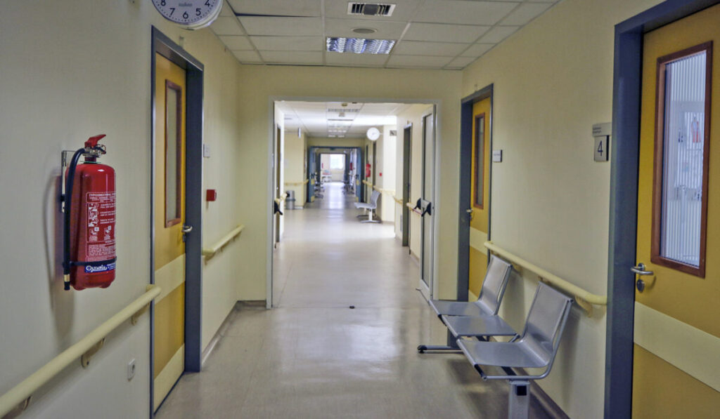 Θαλάσσια ανεμώνη τσίμπησε 6χρονη στην Κέα - Μεταφέρθηκε εσπευσμένα στην Αθήνα