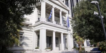 Ανακοίνωση ΥΠΕΞ για την 51η επέτειο τουρκικής εισβολής: “Ύψιστη εθνική προτεραιότητα η επανένωση της Μεγαλονήσου”