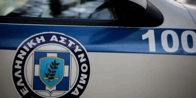 Επεισοδιακή καταδίωξη από το Μενίδι ως τα Πατήσια - Αστυνομικοί συνέλαβαν 46χρονο οδηγό κλεμμένου οχήματος
