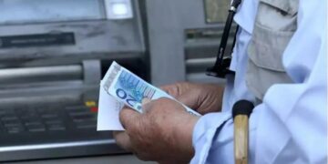 Πότε θα πληρωθούν οι συντάξεις Αυγούστου 2025