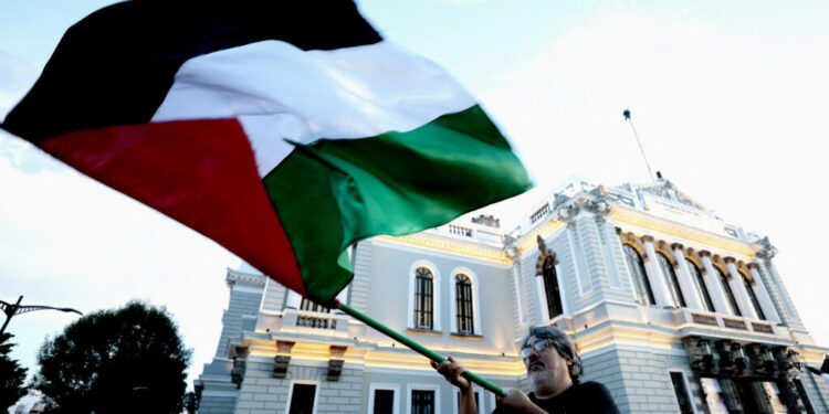 Βρετανία: Περισσότεροι από 200 βουλευτές ζητούν από την κυβέρνηση να αναγνωρίσει το παλαιστιανιακό κράτος