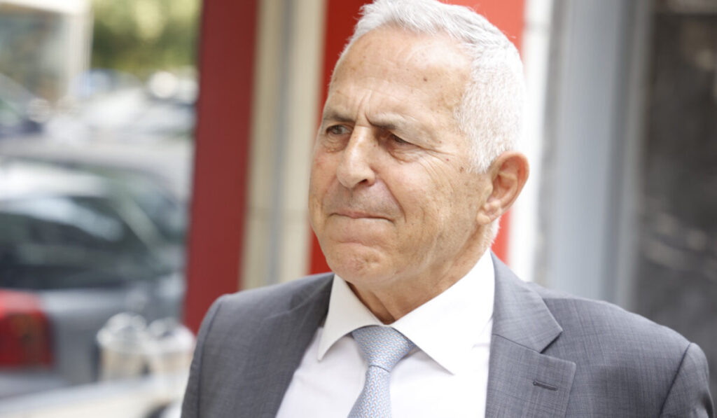 Διαφωνεί ο ναύαρχος Αποστολάκης στην απόφαση για κατάργηση της θητείας σε Ναυτικό και Αεροπορία