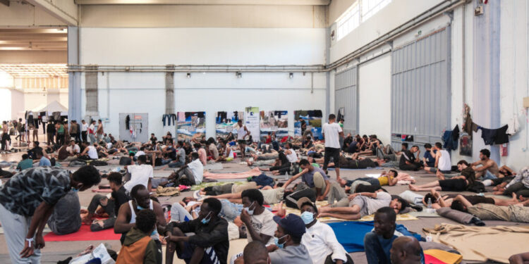 Κρήτη: Δύο συλλήψεις σε Χανιά και Ηράκλειο για διακίνηση μεταναστών