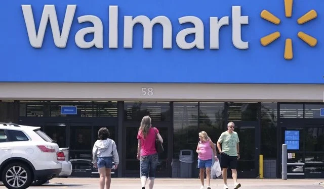 ΗΠΑ: Επίθεση με μαχαίρι έξω από σούπερ μάρκετ στο Μίσιγκαν– 11 τραυματίες