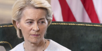 Φον ντερ Λάιεν για τη συνάντηση με τον Τραμπ στη Σκωτία: «Η εμπορική συμφωνία με τις ΗΠΑ επιτυγχάνει βεβαιότητα σε αβέβαιους καιρούς»