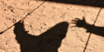 Συνελήφθη 45χρονος μετά από καταγγελία ότι παρενόχλησε σεξουαλικά δύο ανήλικες σε εμπορικό κέντρο στη Θεσσαλονίκη