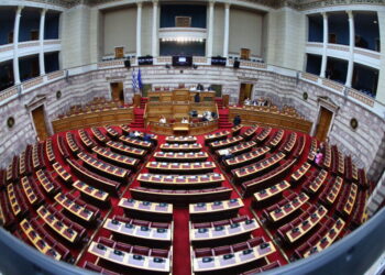 Βουλή: Ξεκινάει σήμερα η διήμερη «μάχη» κυβέρνησης – αντιπολίτευσης για τον ΟΠΕΚΕΠΕ