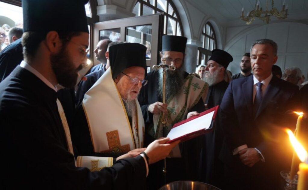 Ο Οικουμενικός Πατριάρχης στα θυρανοίξια του ανακαινισθέντος Καθεδρικού Ναού της Τενέδου