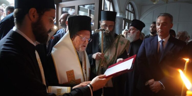 Ο Οικουμενικός Πατριάρχης στα θυρανοίξια του ανακαινισθέντος Καθεδρικού Ναού της Τενέδου