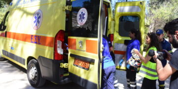 Τροχαίο ατύχημα στον Πειραιά: Στο νοσοκομείο 31χρονη πεζή που την παρέσυρε ΙΧ