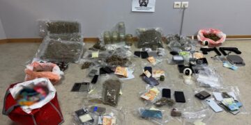 Ναύπλιο: Εξαρθρώθηκε εγκληματικό δίκτυο που διακινούσε ναρκωτικά – Συνελήφθησαν 11 άτομα