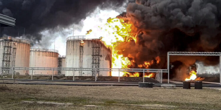 Ουκρανική επίθεση στο Σοτσί της Ρωσίας - Μεγάλη φωτιά σε εγκαταστάσεις αποθήκευσης πετρελαίου