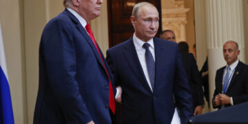 Ανάλυση BBC: Πως ερμηνεύεται σιωπή της Μόσχας στην εντολή Τραμπ για μετακίνηση δύο πυρηνικών υποβρυχίων κοντά στη Ρωσία