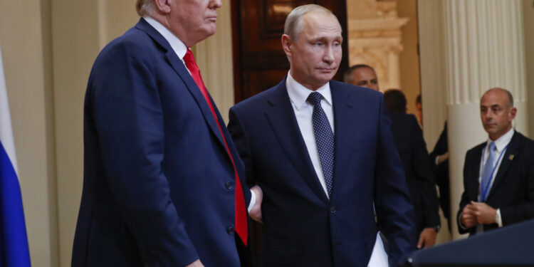 Ανάλυση BBC: Πως ερμηνεύεται σιωπή της Μόσχας στην εντολή Τραμπ για μετακίνηση δύο πυρηνικών υποβρυχίων κοντά στη Ρωσία