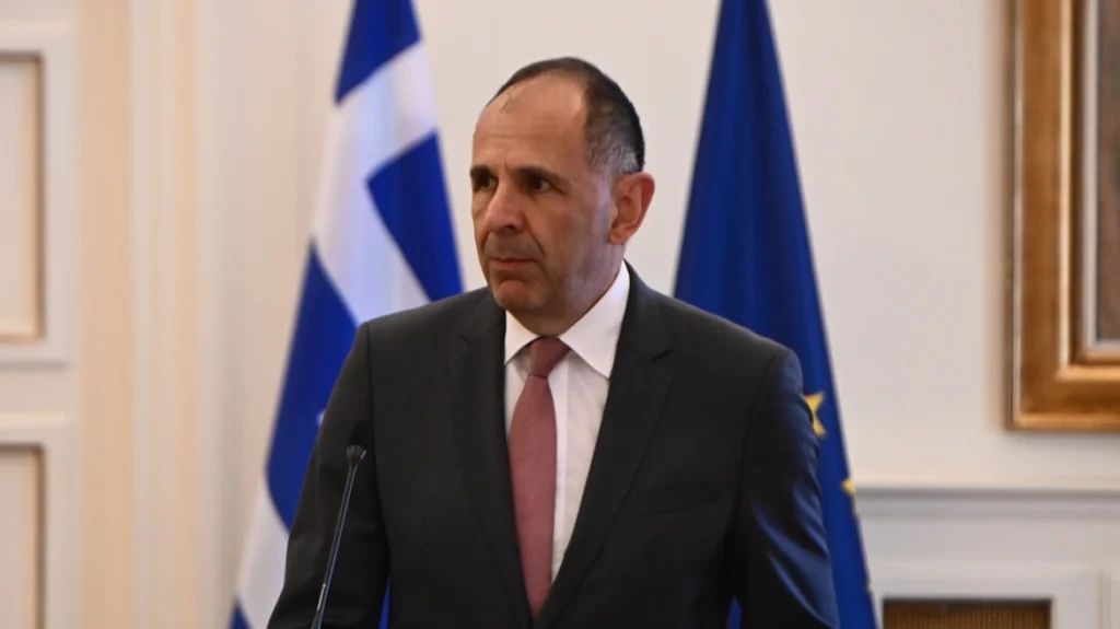 Τηλεφωνική επικοινωνία Γεραπετρίτη με τον Αιγύπτιο υπουργό Εξωτερικών Μπαντρ Αμπντελάτι για τις διμερείς σχέσεις, τη Λιβύη και το ζήτημα της Μονής του Σινά