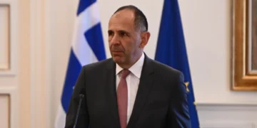 Τηλεφωνική επικοινωνία Γεραπετρίτη με τον Αιγύπτιο υπουργό Εξωτερικών Μπαντρ Αμπντελάτι για τις διμερείς σχέσεις, τη Λιβύη και το ζήτημα της Μονής του Σινά