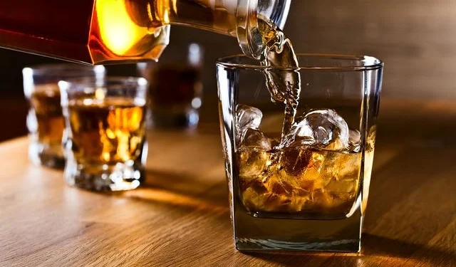 Ποια και πόσα ποτά την ημέρα ευνοούν τον καρκίνο στο πάγκρεας