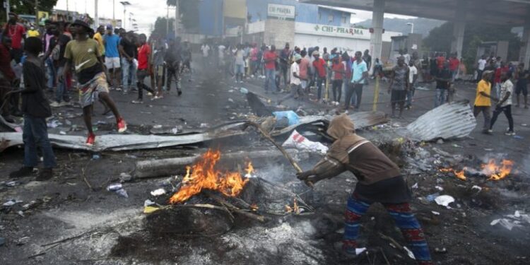 Αϊτή: Οι ΗΠΑ έκλεισαν την πρεσβεία τους λόγω των ένοπλων συγκρούσεων