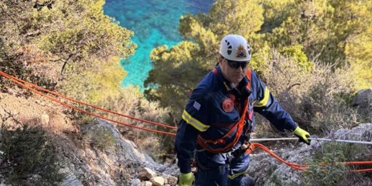 Σαμοθράκη: Διάσωση βαριά τραυματισμένης γυναίκας στις βάθρες – Μεταφέρθηκε στο νοσοκομείο Αλεξανδρούπολης