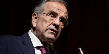 Τη Δευτέρα, στο Α’ Κοιμητήριο Αθηνών, η κηδεία της Λένας Σαμαρά