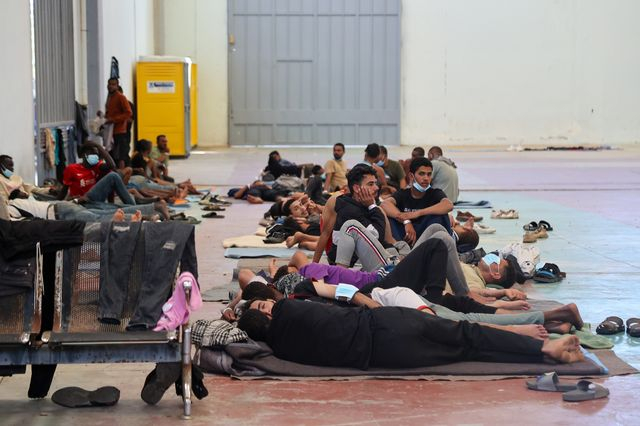 Βουλή: Κατατέθηκε το νομοσχέδιο του υπουργείου Μετανάστευσης και Ασύλου για το μεταναστευτικό
