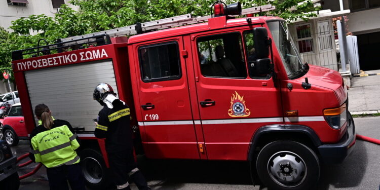 Νεκρή ηλικιωμένη γυναίκα μετά από φωτιά στο σπίτι της στη Κηφισιά