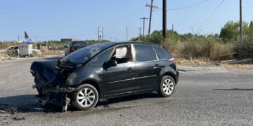 Τροχαίο στην εθνική οδό Καλαμάτας – Μεσσήνης με σύγκρουση δύο ΙΧ- Ελαφρά τραυματίες οι επιβάτες, ανάμεσά τους ένα κοριτσάκι
