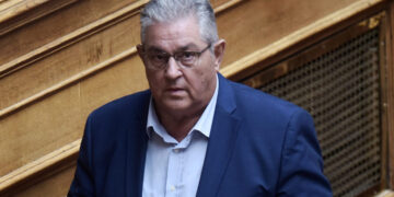 Δημήτρης Κουτσούμπας από την Αταλάντη: "Στηρίζουμε τον αγώνα του Παλαιστινιακού λαού – Να σταματήσει κάθε συνεργασία με το κράτος-δολοφόνο του Ισραήλ"