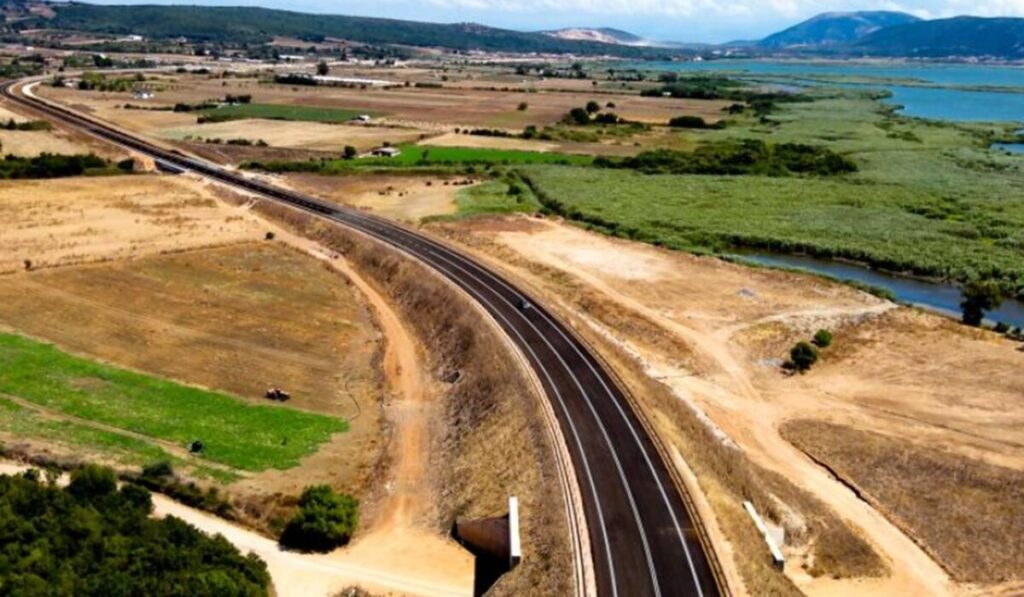 Ανάρτηση Μητσοτάκη για την παράδοση σε κυκλοφορία της σύνδεσης της Λευκάδας με τον Δυτικό Άξονα: «Ο Αύγουστος έχει ειδήσεις και μάλιστα καλές»