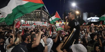 Ανακοίνωση ΣΥΡΙΖΑ: "Χαιρετίζουμε τις κινητοποιήσεις αλληλεγγύης στον δοκιμαζόμενο λαό της Παλαιστίνης"