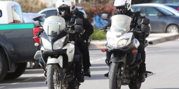 Συνελήφθη 19χρονος που λήστευε περίπτερα και μίνι μάρκετ στη Βορειοανατολική Αττική