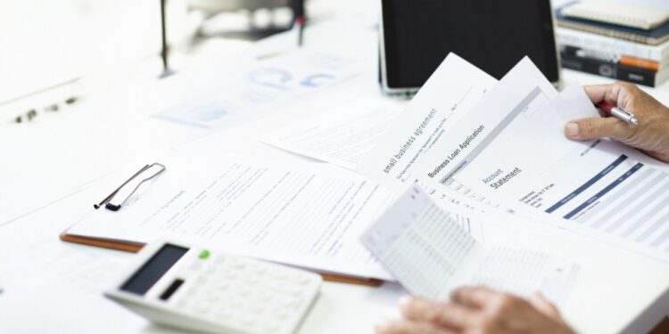 ΔΕΘ: Προκρίνεται το σενάριο για αλλαγές στη φορολογική κλίμακα και όχι σε τιμαριθμοποίησή της - Ελαφρύνσεις για τη μεσαία τάξη