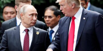 Ο Λευκός Οίκος ανακοίνωσε ότι η συνάντηση Τραμπ – Πούτιν θα γίνει την Παρασκευή στο Άνκορατζ