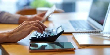 ΑΑΔΕ: Παράταση στο πάγωμα των επιτοκίων για ληξιπρόθεσμες οφειλές μέχρι το 2027