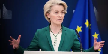 Ούρσουλα φον ντερ Λάιεν: Η ΕΕ θα συνδράμει δια του μηχανισμού RescEU για τις φωτιές σε Ελλάδα, Μαυροβούνιο και Ισπανία