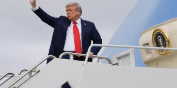 Συνέντευξη του Ντόναλντ Τραμπ στο Fox News προς τον Ζελένσκι: «Κάνε τη συμφωνία με τον Πούτιν» για το τέλος του πολέμου