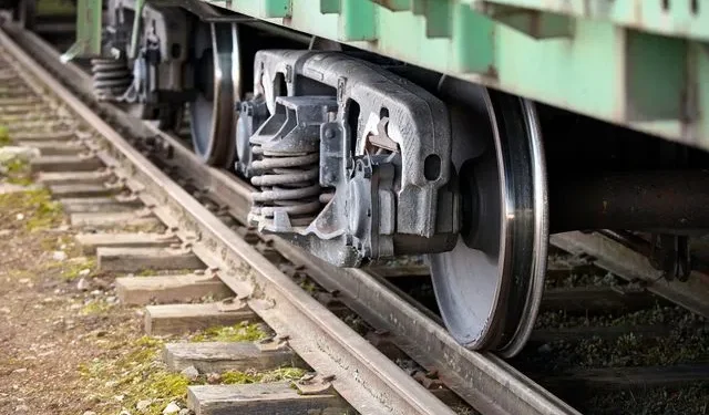 Δανία: Σιδηροδρομικό δυστύχημα με τρένο που συγκρούστηκε με αγροτικό όχημα– Ένας νεκρός και αρκετοί τραυματίες