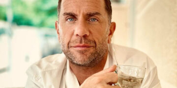 Γιώργος Μαζωνάκης: «Θέλει να με καταστρέψει η οικογένειά μου»