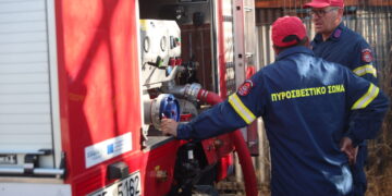 Πυρκαγιά σε διαμέρισμα στο Αιγάλεω - Νεκρή 65χρονη γυναίκα