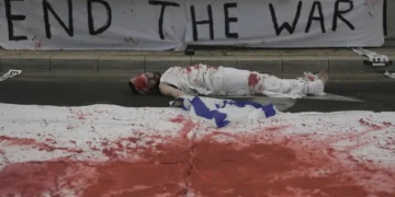 Ταραχές στο Ισραήλ: Γενική απεργία και διαδηλώσεις εναντίον του Νετανιάχου