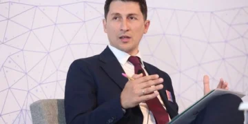 Παύλος Χρηστίδης στην Εφημερίδα των Συντακτών: "Η ανικανότητα της ΝΔ “κατακαίει” την Ελλάδα"